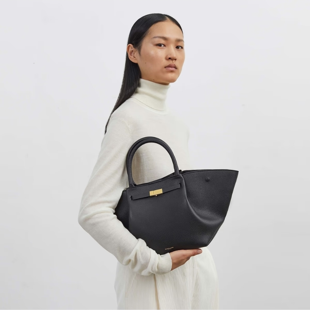 💖 LNWT Host Pick‼️❣️ Elegant Midi New York Black Leather Tote Bag 👜 - Picture 10 of 16